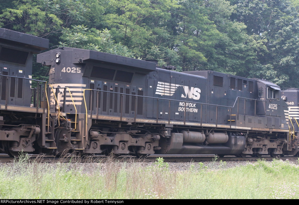 NS 4025